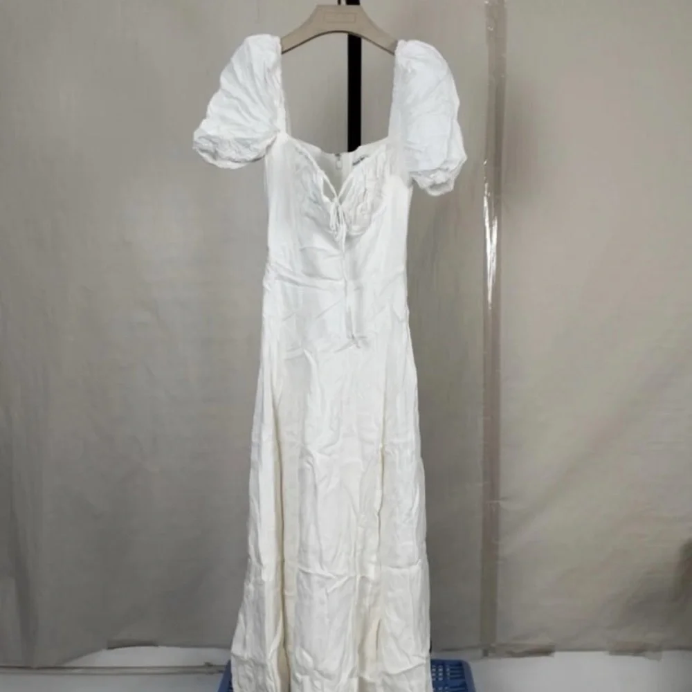Elegant White Puff Sleeve Dress house of cb xs  tallulah white midi - Picture 3 of 6